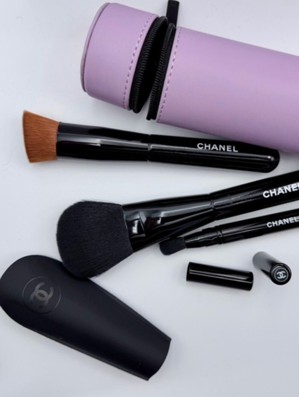 Limited Edition Immortelle 135 Makeup Brush Set And Travel Case
